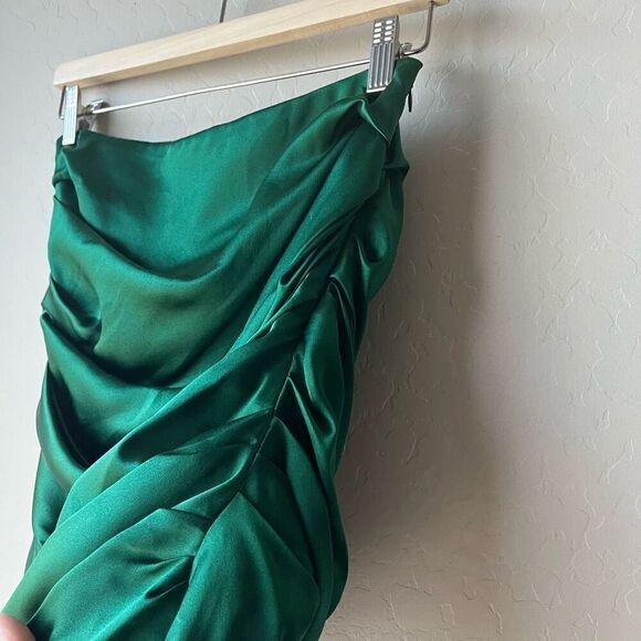 The Sei Emerald Green Silk Ruched Mini Skirt Size 4‎ - Picture 4 of 8